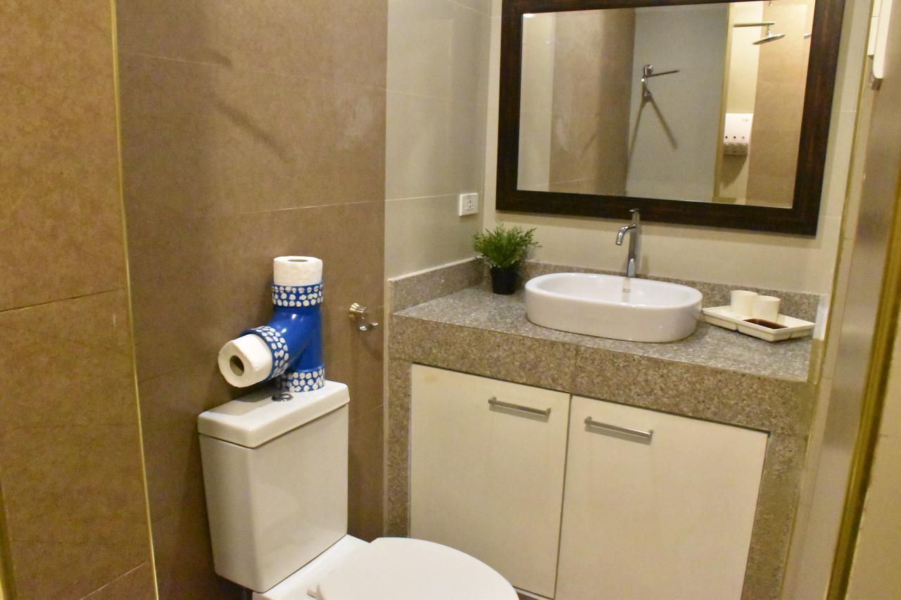 Avalu Residences Makati City Dış mekan fotoğraf